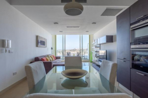 Superb Penthouse - Amazing Views - Large Terraces